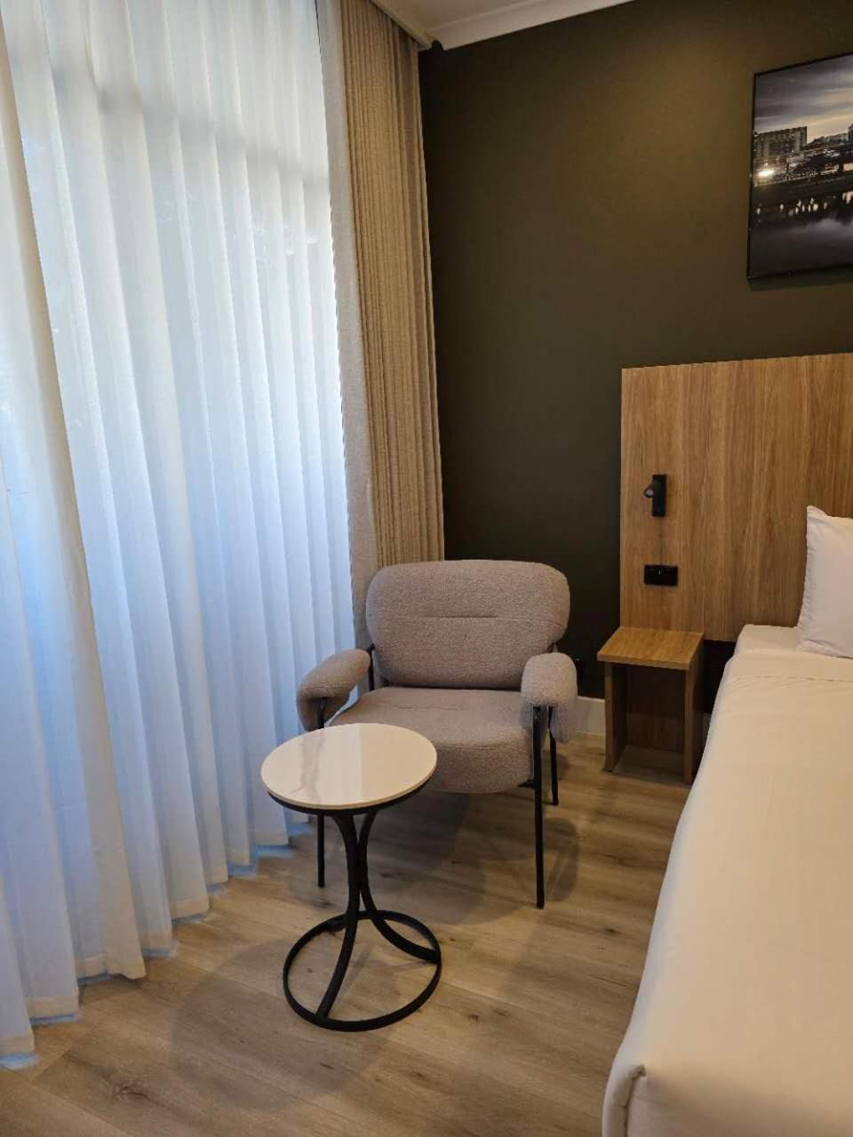 The Parkmore Hotel Melbourne Luaran gambar